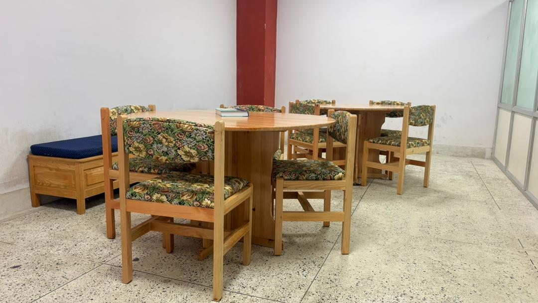 Discussion Room 1